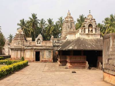 Travel Guide Banavasi Temple