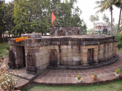 Travel Guide Chausathi Yogini Temple, Hirapur